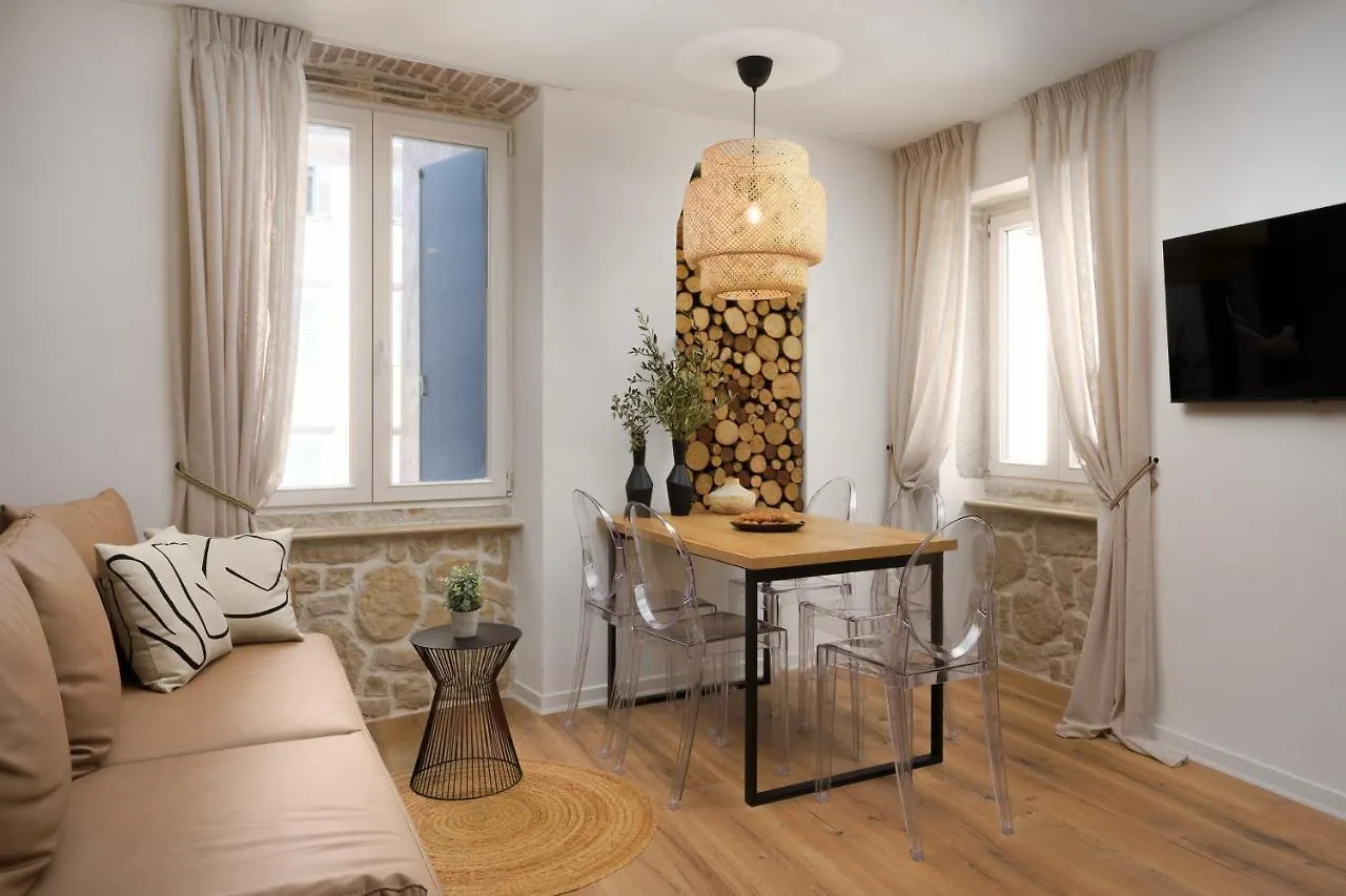 Apartment City Walls In Old Town Of Rovinj 0*,  Croatia