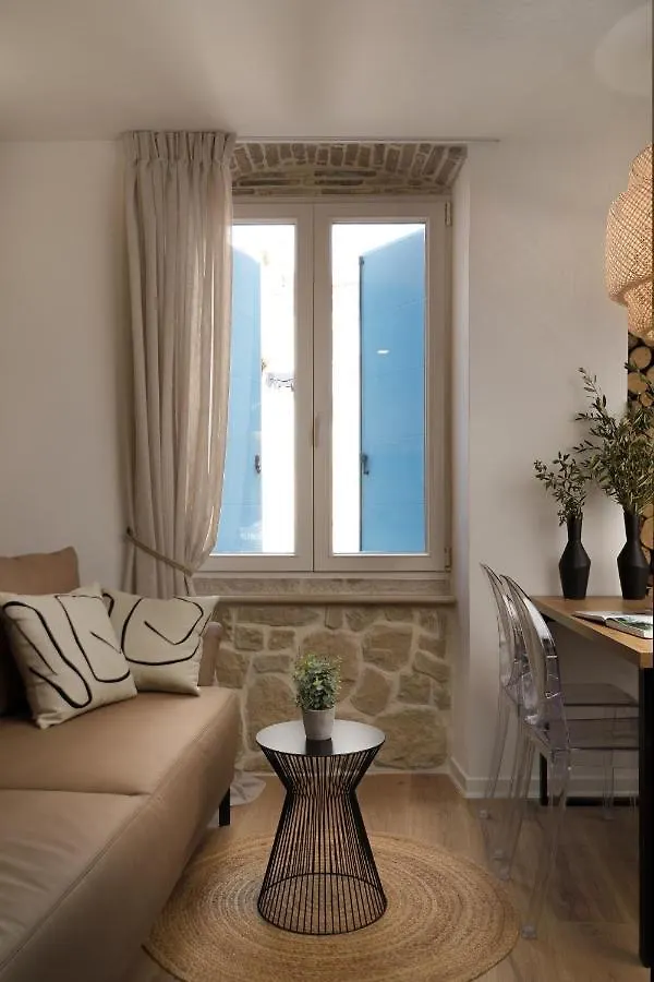 Apartment City Walls In Old Town Of Rovinj 0*,  Croatia